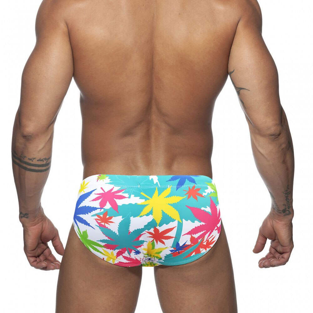 Sunga Leaf Swim